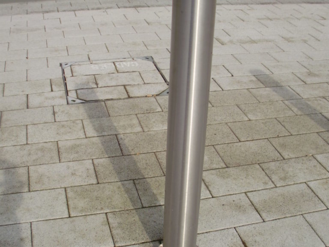 fixed bollards