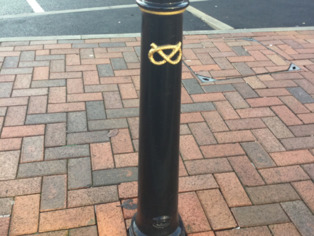 fixed bollards