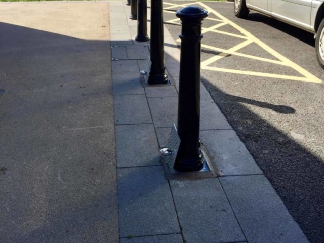 fixed bollards