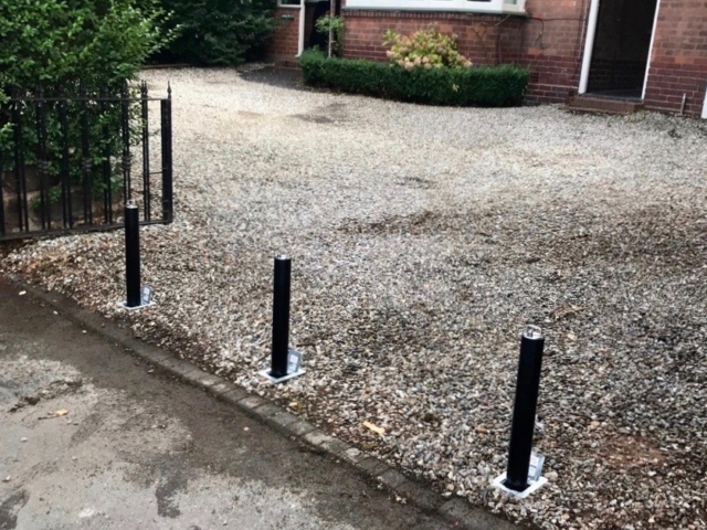 Standard Bollard – Black