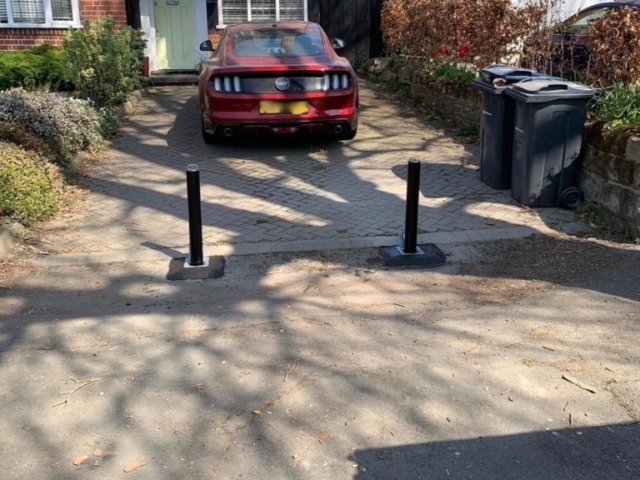 Extra Heavy Duty Anti-Ram Bollards